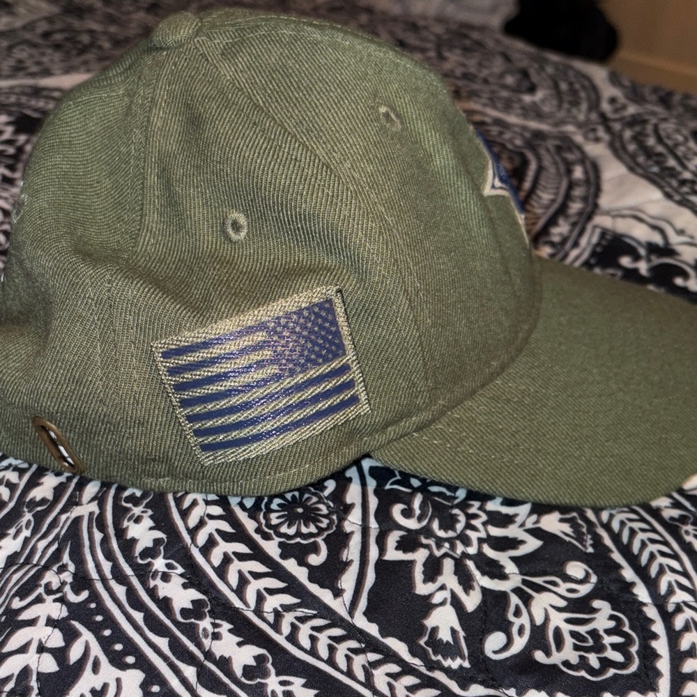 New Era Women Dallas Cowboys 2018 Salute to Service sideline hat NWOT - Picture 4 of 7